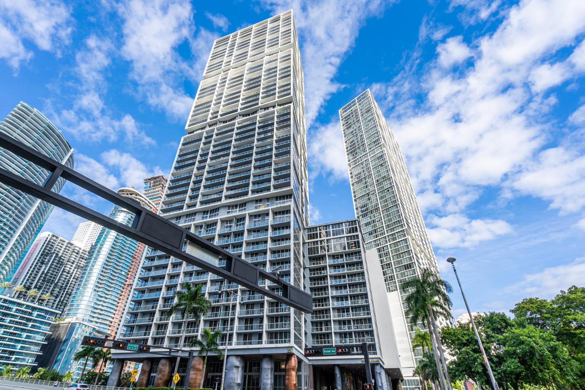 Luxurious Condo At Icon With Views Miami Exterior foto